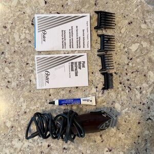 Oster Clipper Kit with Black Attachments